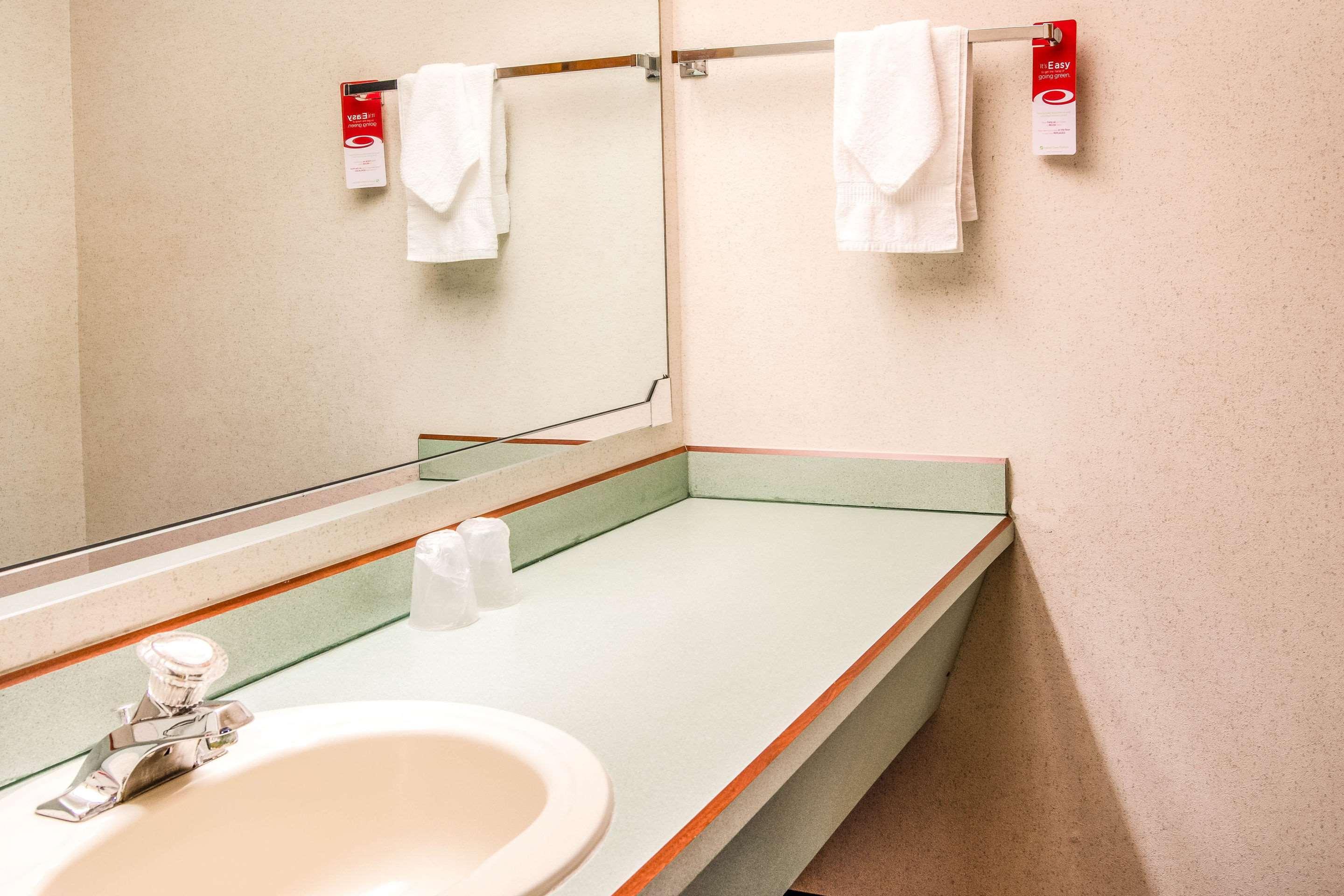 Econo Lodge Southeast Milwaukie/Portland Buitenkant foto