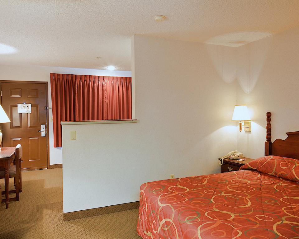 Econo Lodge Southeast Milwaukie/Portland Buitenkant foto