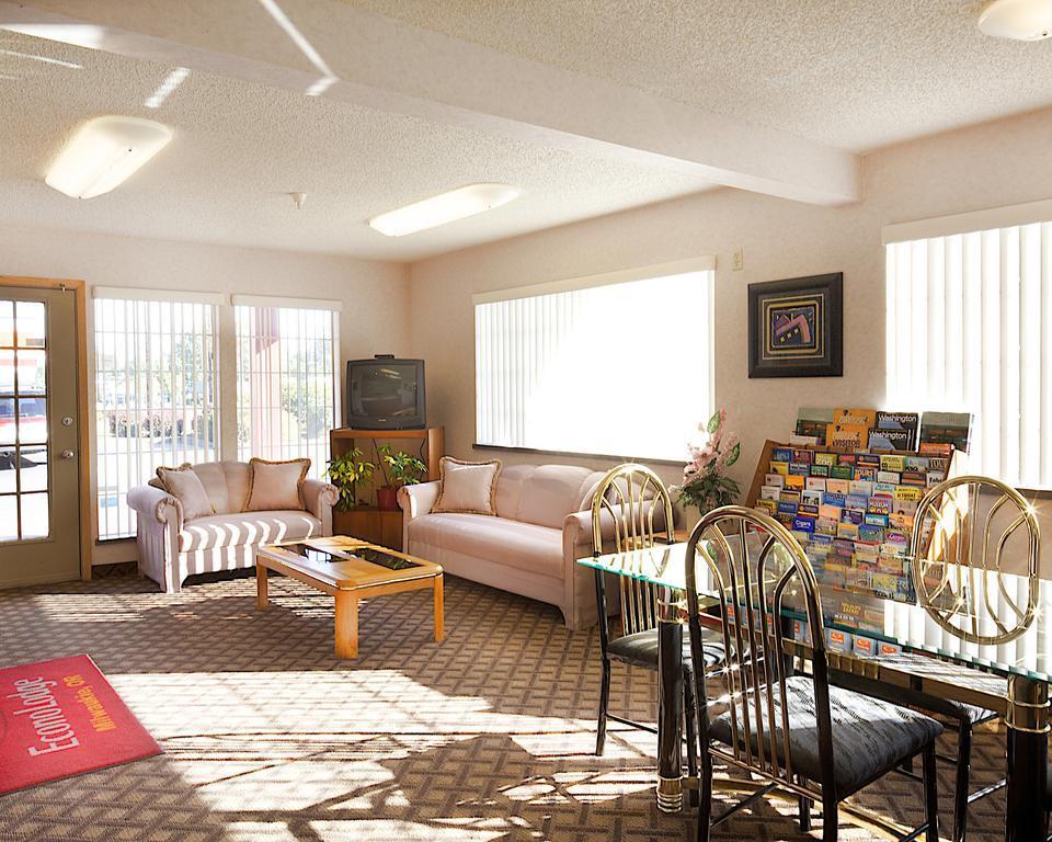 Econo Lodge Southeast Milwaukie/Portland Buitenkant foto
