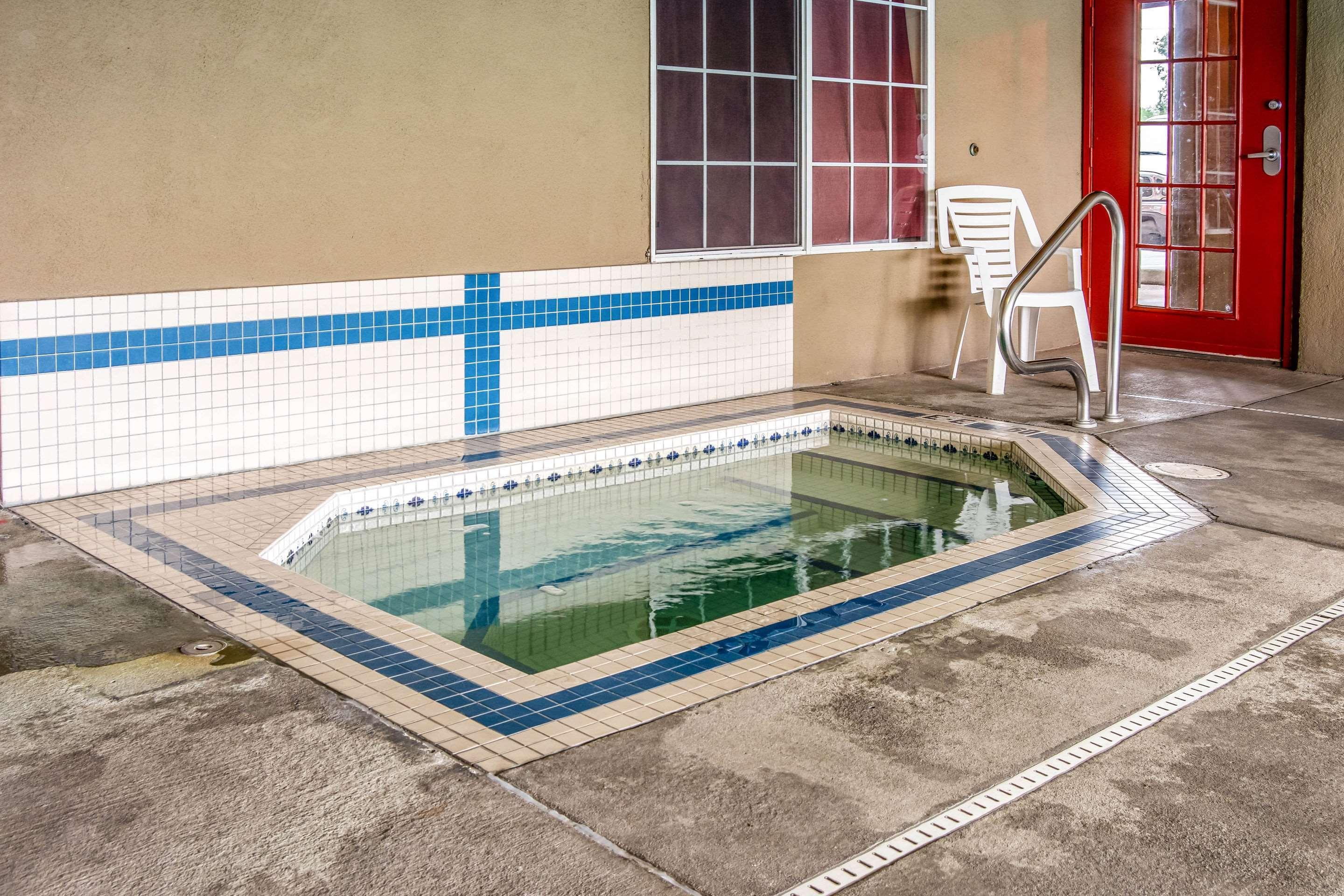 Econo Lodge Southeast Milwaukie/Portland Buitenkant foto