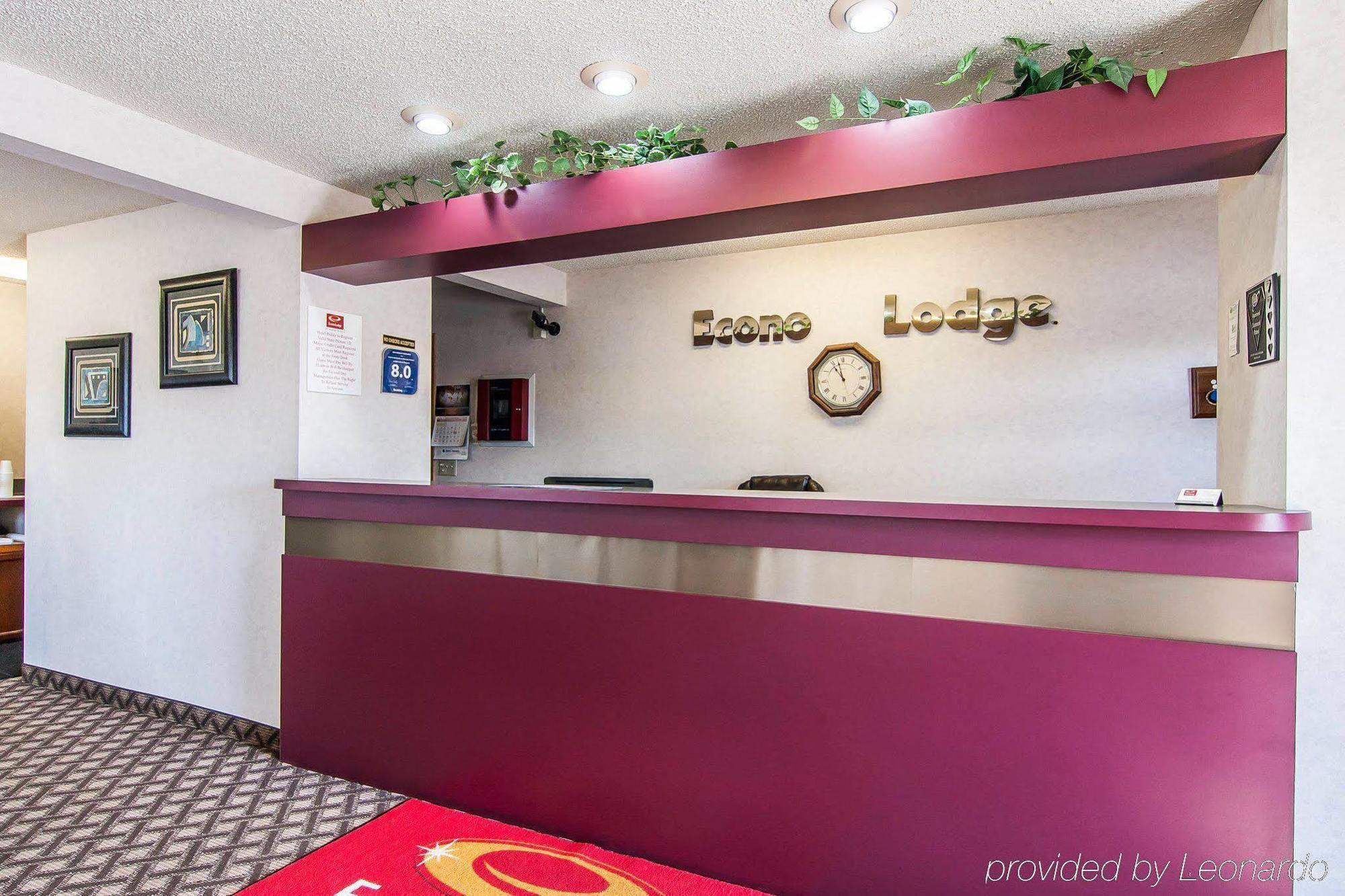 Econo Lodge Southeast Milwaukie/Portland Buitenkant foto