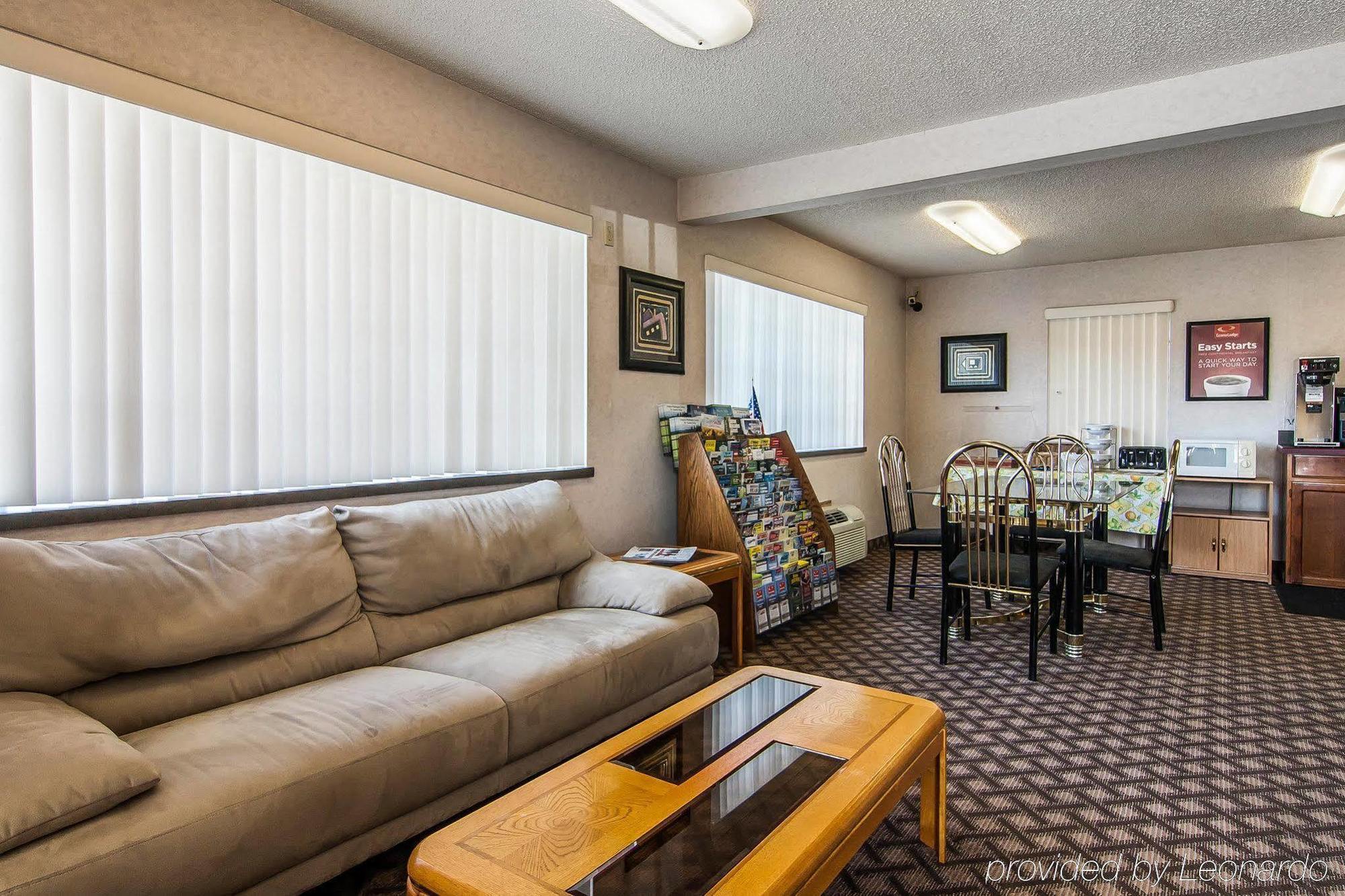 Econo Lodge Southeast Milwaukie/Portland Buitenkant foto