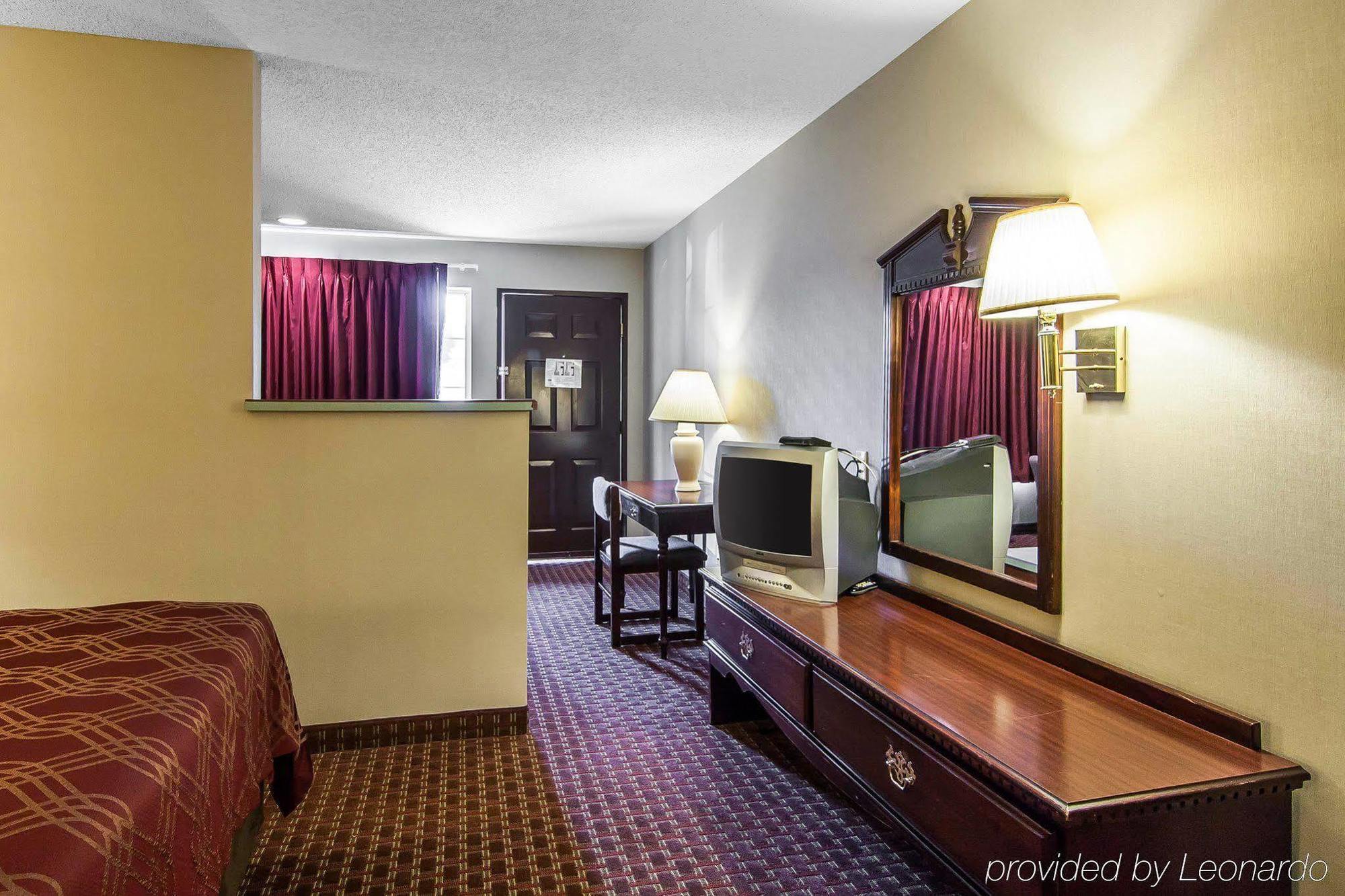 Econo Lodge Southeast Milwaukie/Portland Buitenkant foto