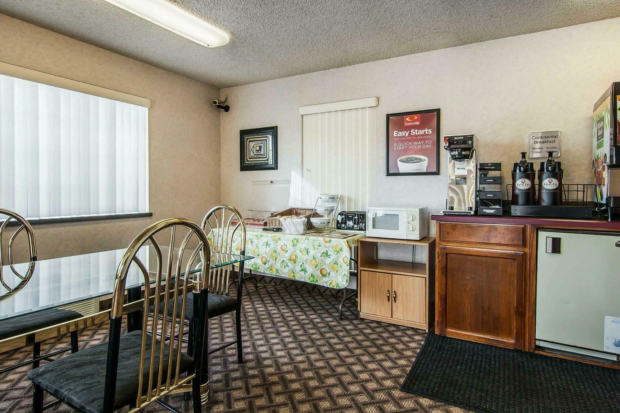 Econo Lodge Southeast Milwaukie/Portland Buitenkant foto
