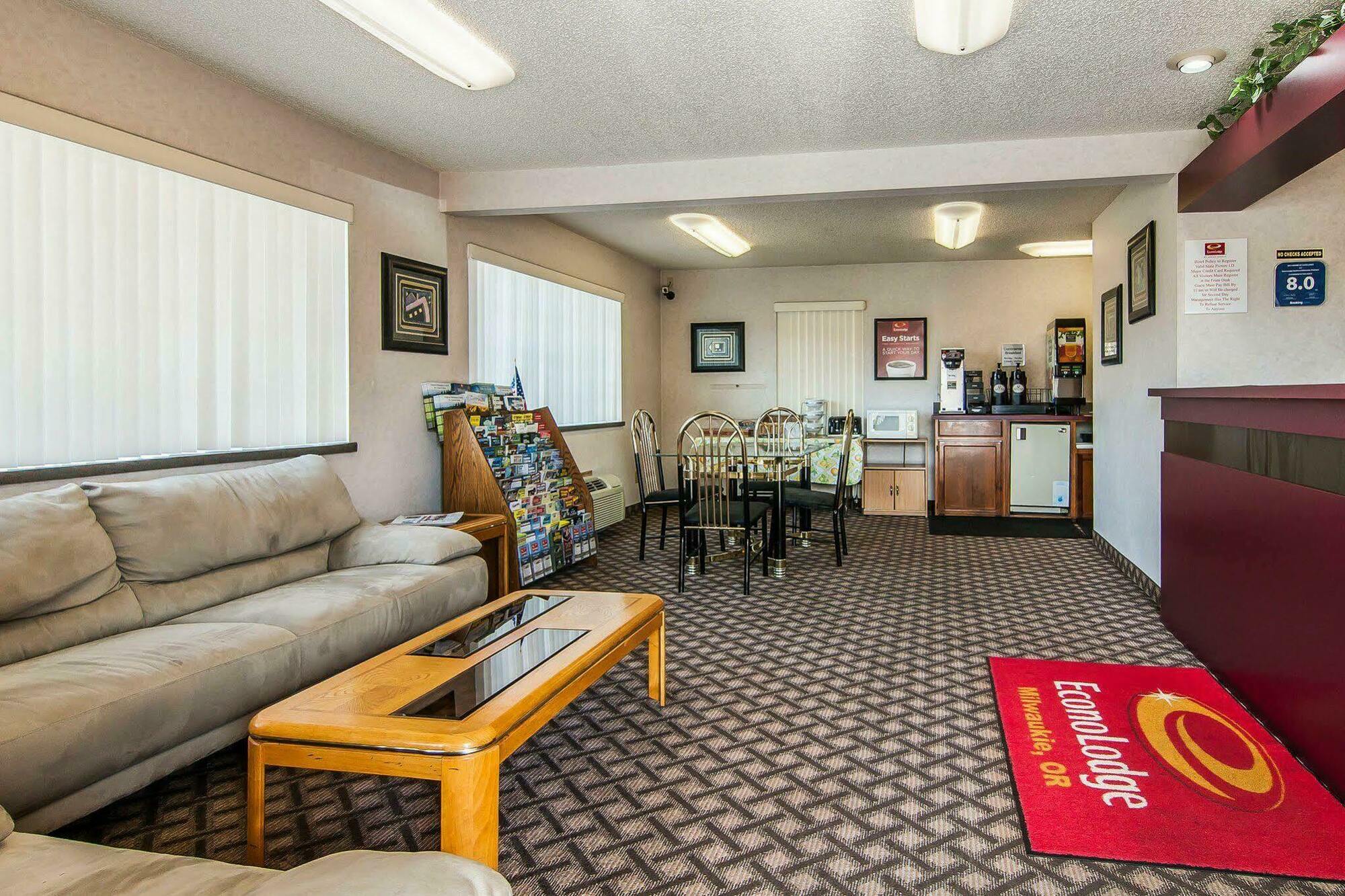 Econo Lodge Southeast Milwaukie/Portland Buitenkant foto